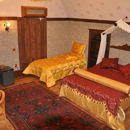 Отель Stone Old 3*