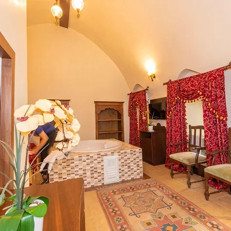 Otel Stone Old