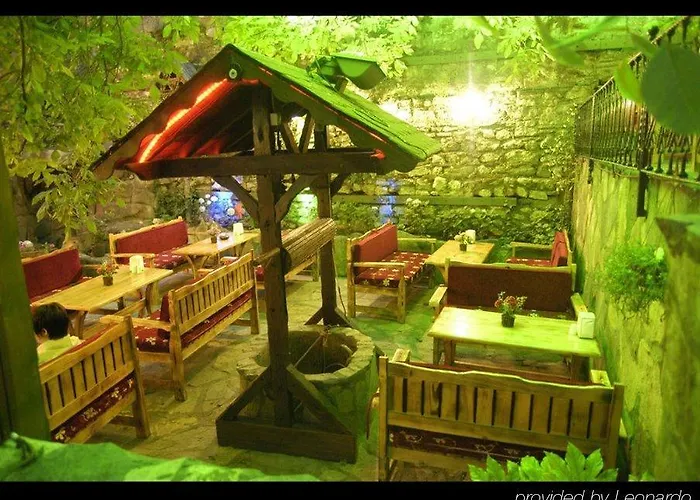 Stone Old Отель