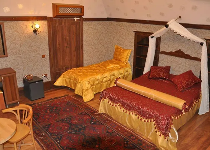 Отель Stone Old 3*