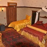 Hotel Stone Old 3*
